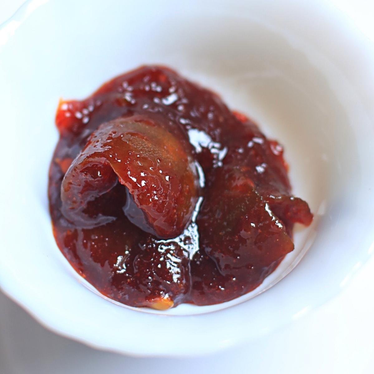 Sweet Mango Pickle - Amrut Export